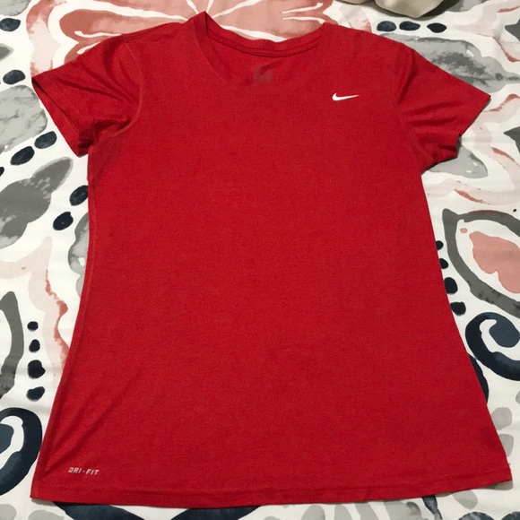 EUC Nike Short-sleeve Workout Top - Picture 1 of 4